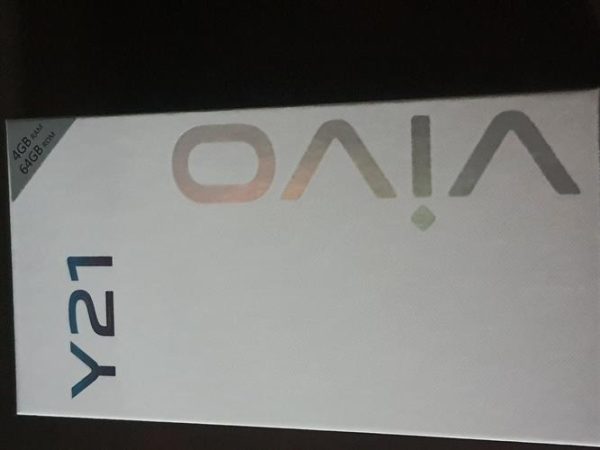 vivo y21